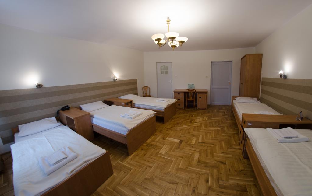 Brama Hostel Krakau Buitenkant foto